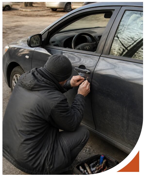Профессиональное вскрытие автомобиля Тойота без повреждений в Шуе